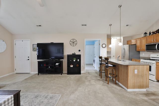 6828 Silverrock Drive, New Albany, OH 43054