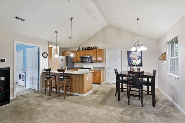 6828 Silverrock Drive, New Albany, OH 43054