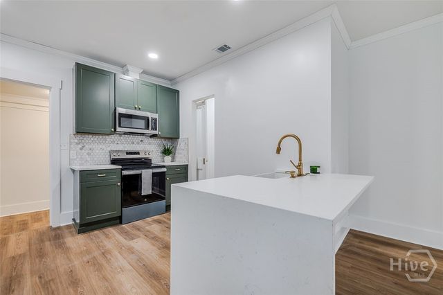 1018 Seiler Avenue, Savannah, GA 31401