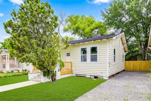 1018 Seiler Avenue, Savannah, GA 31401