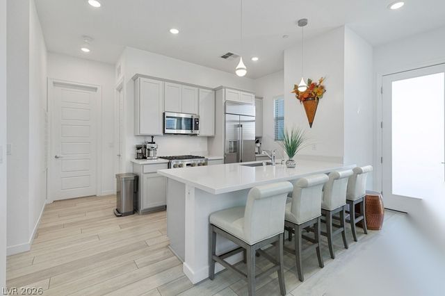 912 Allister Fields Lane, Las Vegas, NV 89138