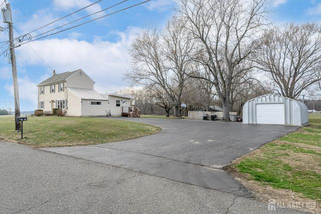 35 Potts Road, Robbinsville, NJ 08691