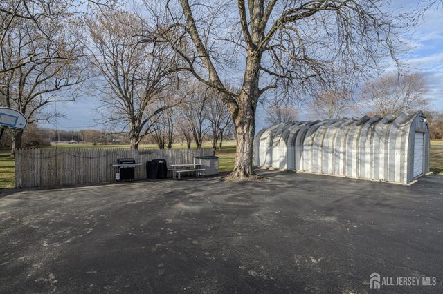 35 Potts Road, Robbinsville, NJ 08691