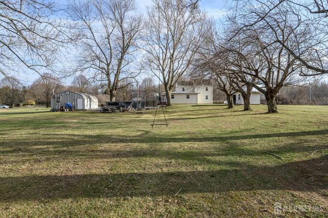 35 Potts Road, Robbinsville, NJ 08691