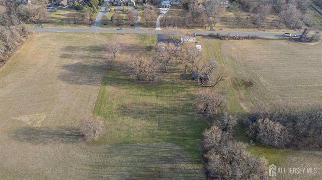 35 Potts Road, Robbinsville, NJ 08691