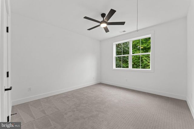 3 WHITWORTH AVE, Paoli, PA 19301