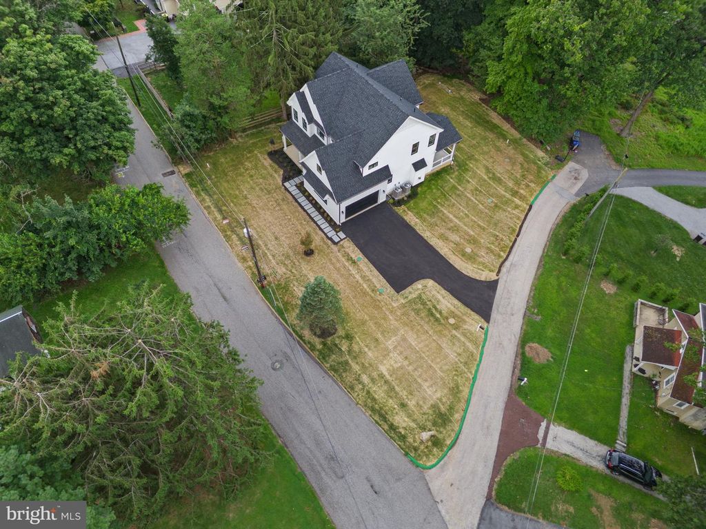 3 WHITWORTH AVE, PAOLI, PA 19301 — photo 4