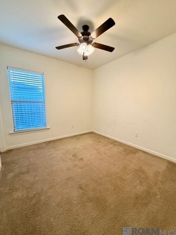 40087 Trace Ave, Prairieville, LA 70769