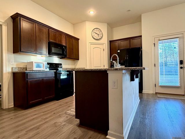 40087 Trace Ave, Prairieville, LA 70769