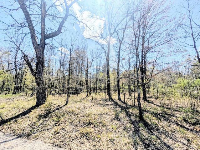385 Ember Court, Oxford, WI 53965