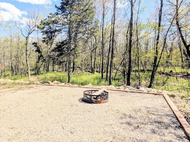 385 Ember Court, Oxford, WI 53965