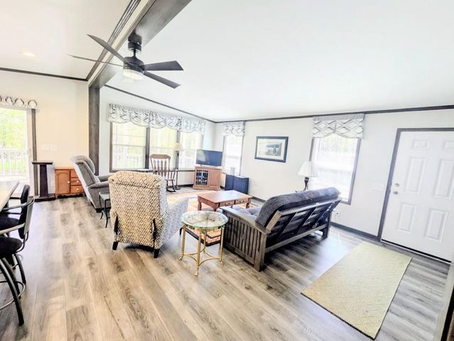 385 Ember Court, Oxford, WI 53965
