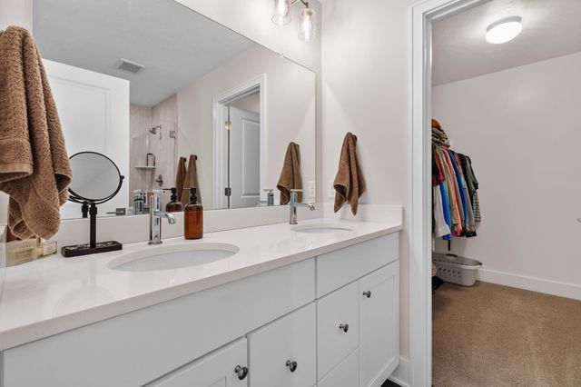 1729 Thyme Drive SW, Byron Center, MI 49315