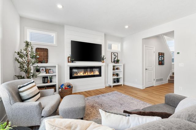 1729 Thyme Drive SW, Byron Center, MI 49315