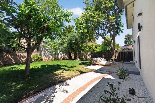 2261 Central Park Drive, Campbell, CA 95008