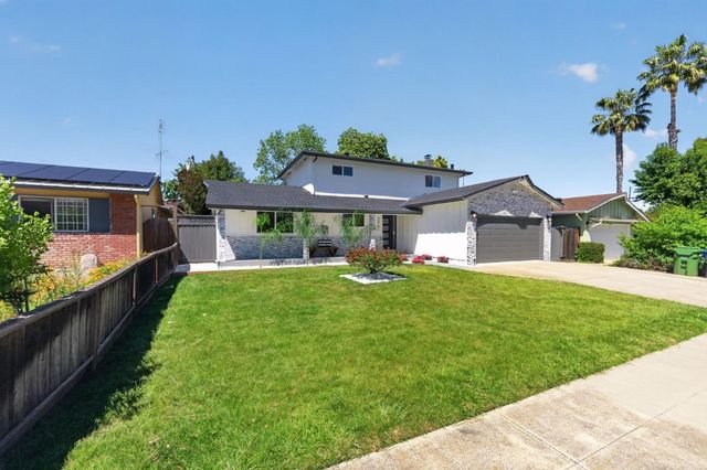 2261 Central Park Drive, Campbell, CA 95008