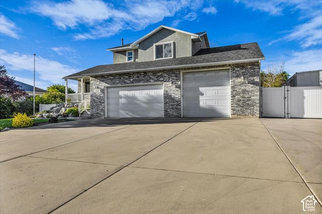 1106 W 2700 S, Syracuse, UT 84075