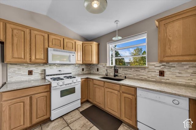 1106 W 2700 S, Syracuse, UT 84075