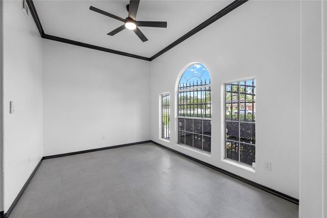 21703 Spur Circle Lane, Crosby, TX 77532