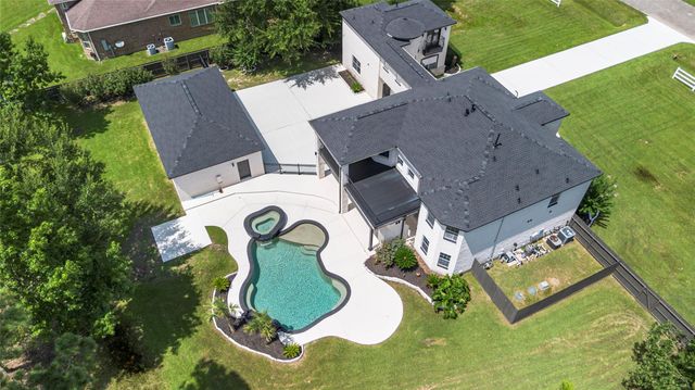 21703 Spur Circle Lane, Crosby, TX 77532