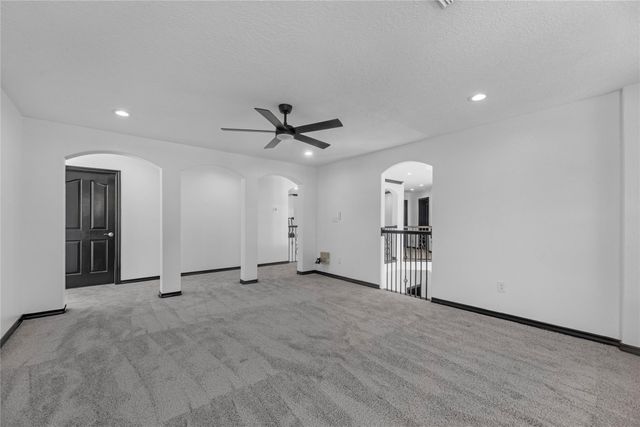 21703 Spur Circle Lane, Crosby, TX 77532