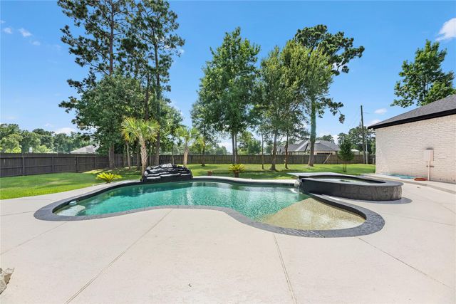 21703 Spur Circle Lane, Crosby, TX 77532