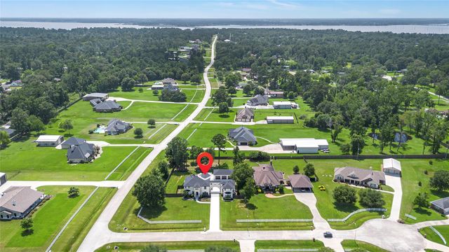21703 Spur Circle Lane, Crosby, TX 77532