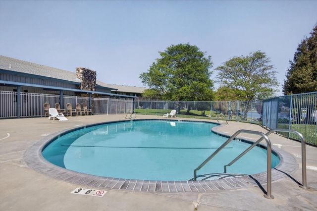 158 Kern Street 10, Salinas, CA 93905