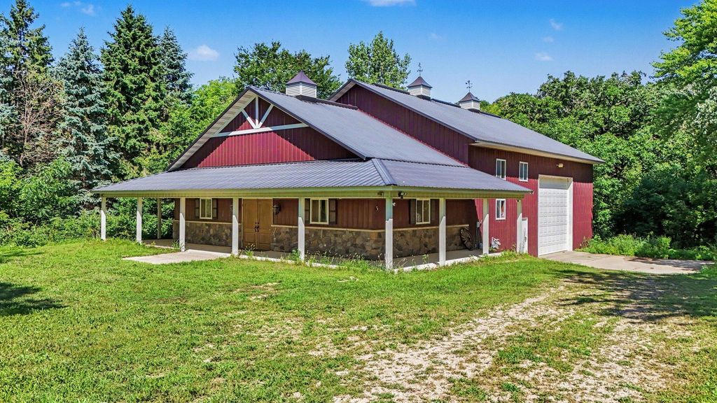 8920 E 250th Street, Elko New Market, MN 55020 — photo 2