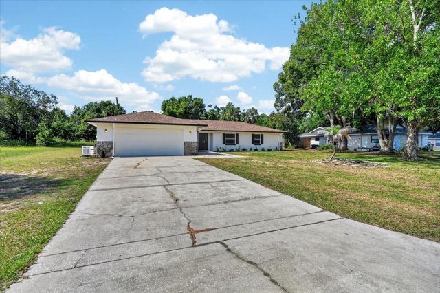 5115 MOCKINGBIRD LANE, Fruitland Park, FL 34731