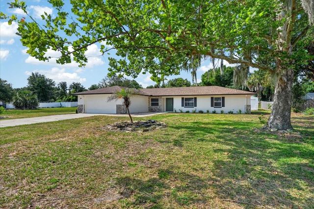 5115 MOCKINGBIRD LANE, Fruitland Park, FL 34731