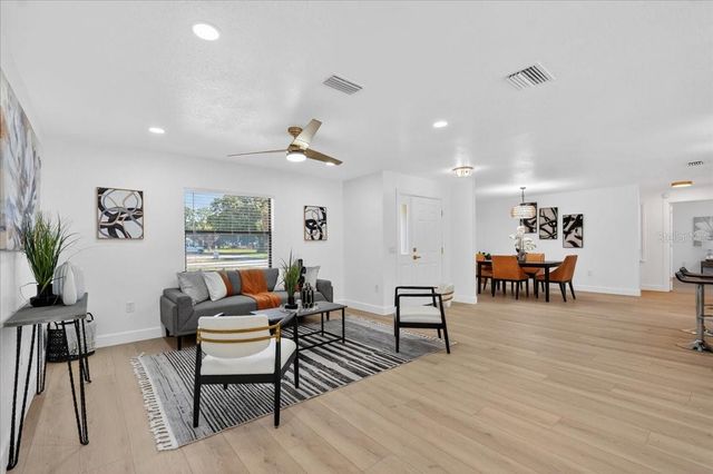 5115 MOCKINGBIRD LANE, Fruitland Park, FL 34731