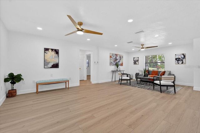 5115 MOCKINGBIRD LANE, Fruitland Park, FL 34731