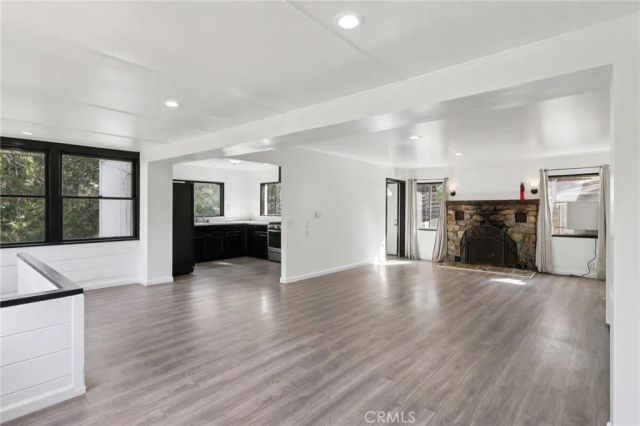 532 Sunset, Crestline, CA 92325