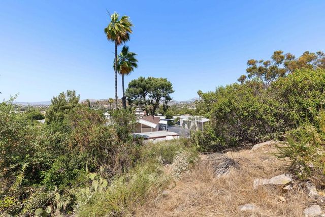 13490 Highway 8 Business SPC 18, Lakeside, CA 92040