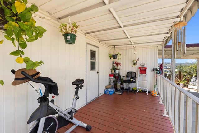 13490 Highway 8 Business SPC 18, Lakeside, CA 92040