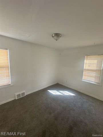 18932 Riverview Street, Detroit, MI 48219
