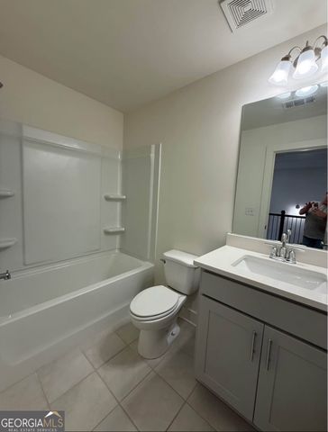 82 Auburn Run Lane Run, Auburn, GA 30011