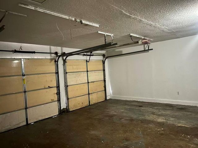 4833 EW Elmview Drive, Del City, OK 73115