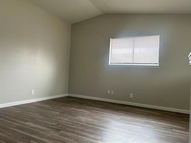 4833 EW Elmview Drive, Del City, OK 73115