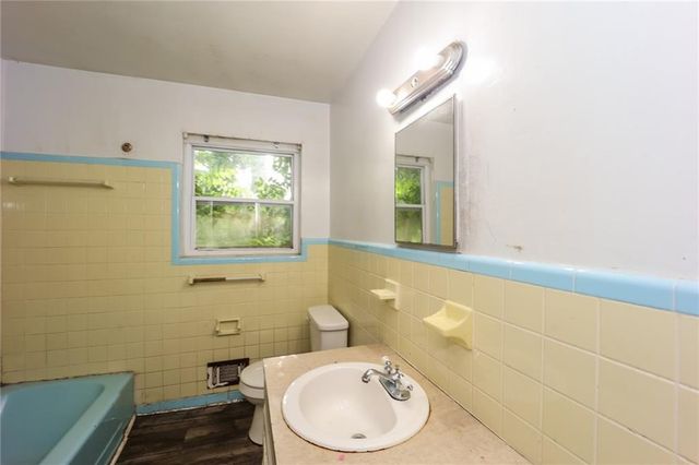 3179 Dogwood Drive, Atlanta, GA 30344