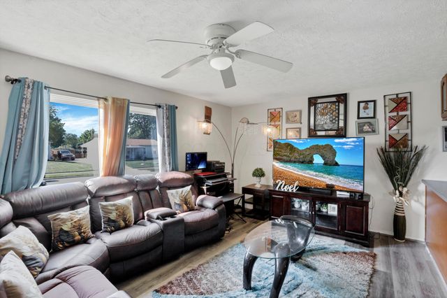 7400 Marlan Avenue, Reynoldsburg, OH 43068