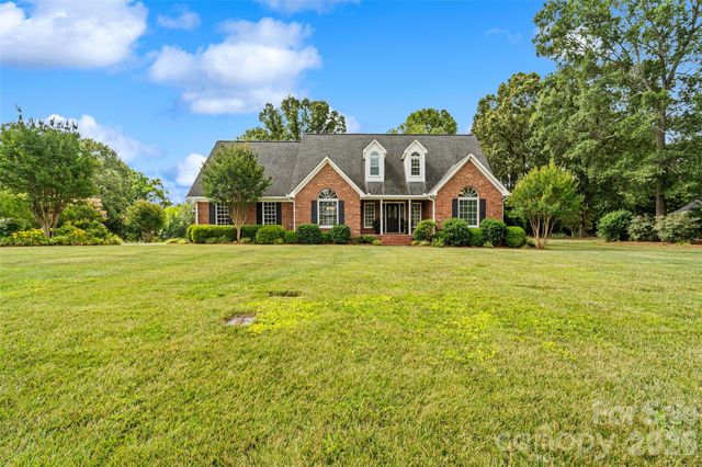 1135 Hunter Trail Court, Rock Hill, SC 29730