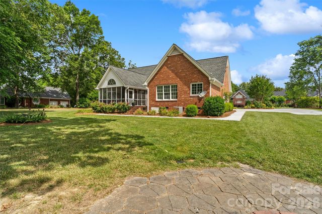 1135 Hunter Trail Court, Rock Hill, SC 29730