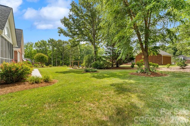 1135 Hunter Trail Court, Rock Hill, SC 29730