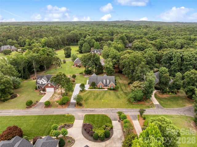 1135 Hunter Trail Court, Rock Hill, SC 29730