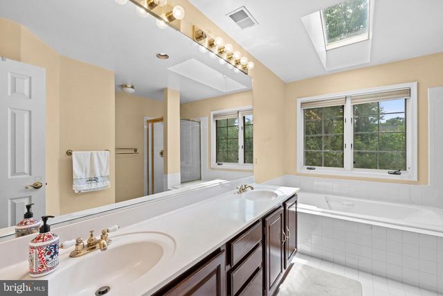 2025 MAGARITY CT, Falls Church, VA 22043
