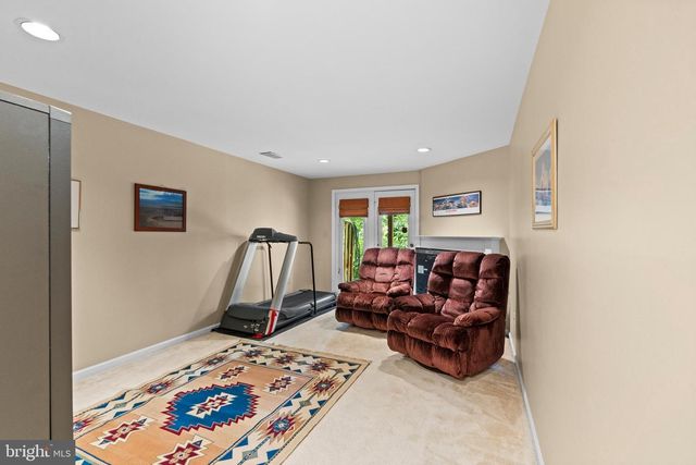 2025 MAGARITY CT, Falls Church, VA 22043