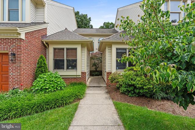 2025 MAGARITY CT, Falls Church, VA 22043