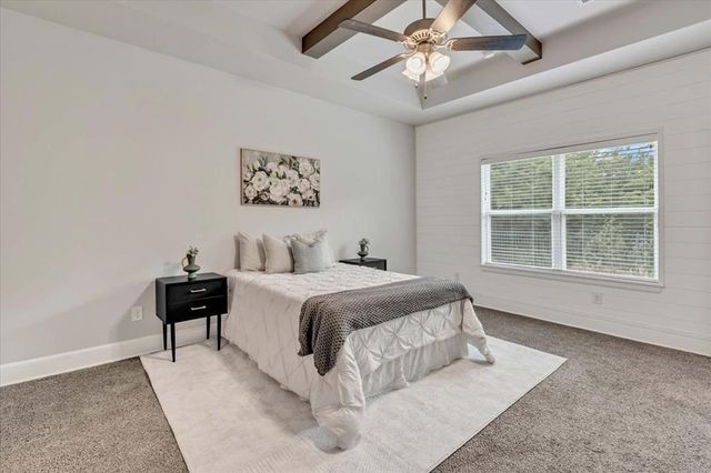 10713 Wild Horse Creek Drive, Yukon, OK 73099